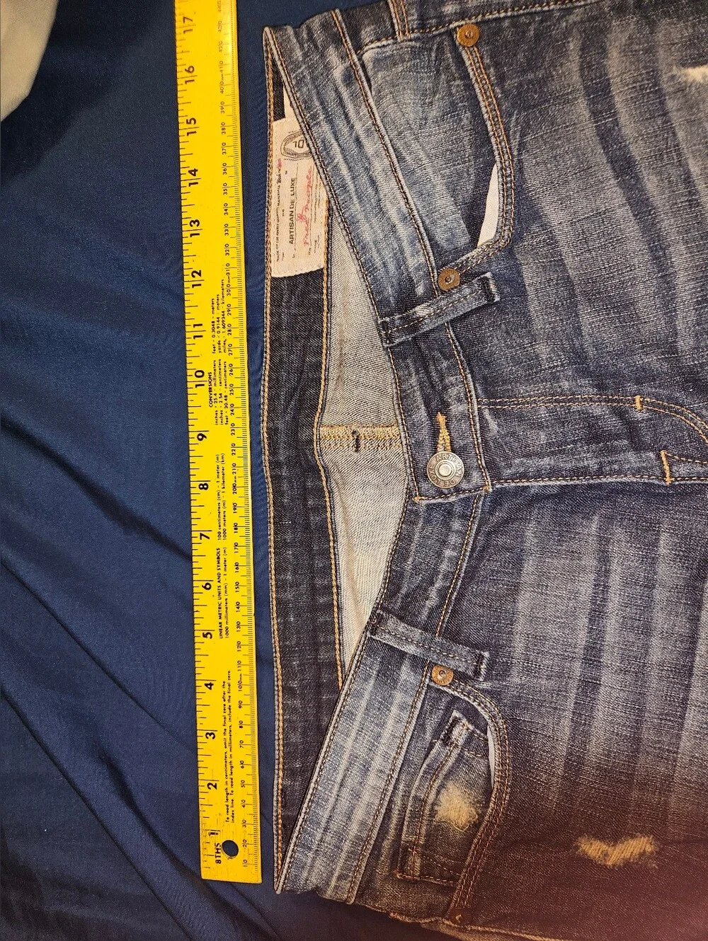 Women's Distressed Blue Denim Jeans - Slim Fit Sz 28x29